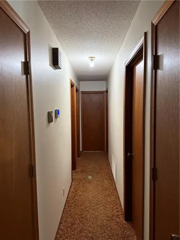 $120,000 | 303 McAtee Drive, Iola, KS 66749