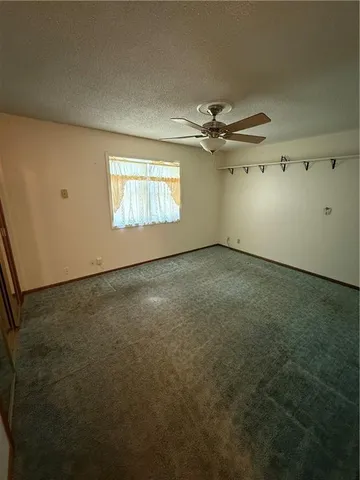 $120,000 | 303 McAtee Drive, Iola, KS 66749