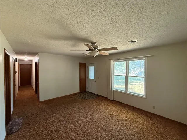 $120,000 | 303 McAtee Drive, Iola, KS 66749