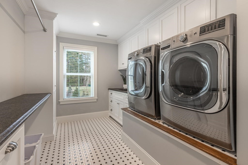 85 Shade Street Lexington, MA 02421 - Photo 24 of 35