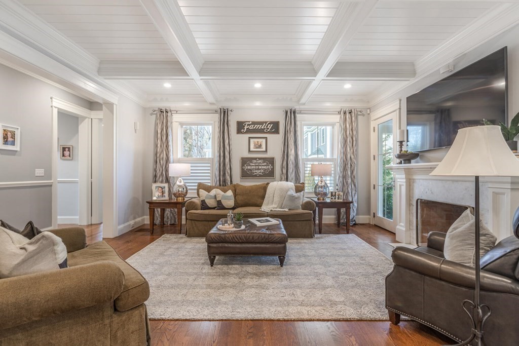 85 Shade Street Lexington, MA 02421 - Photo 5 of 35