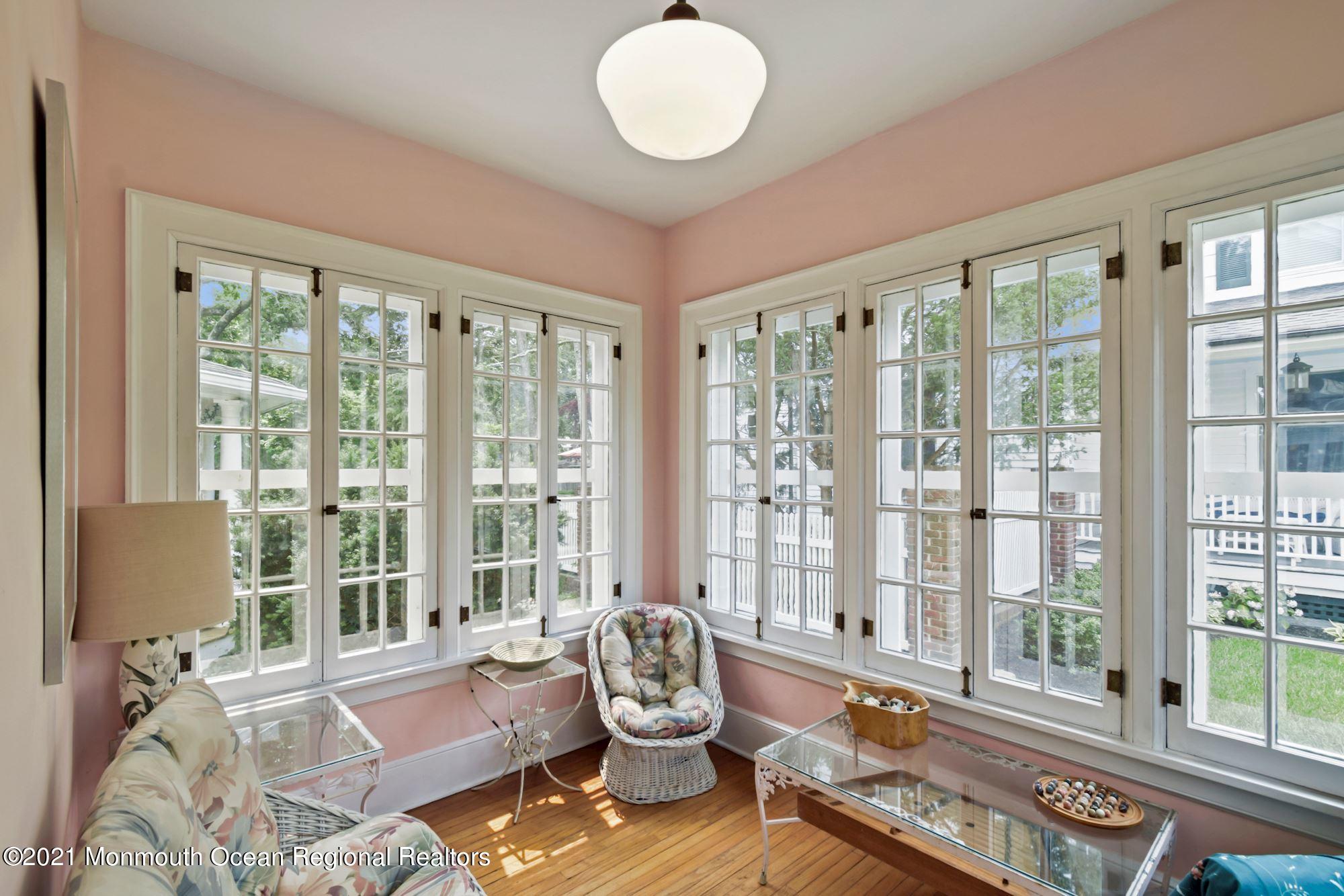 41 River Road Rumson, NJ 07760 - Photo 3 of 23 Sun porch