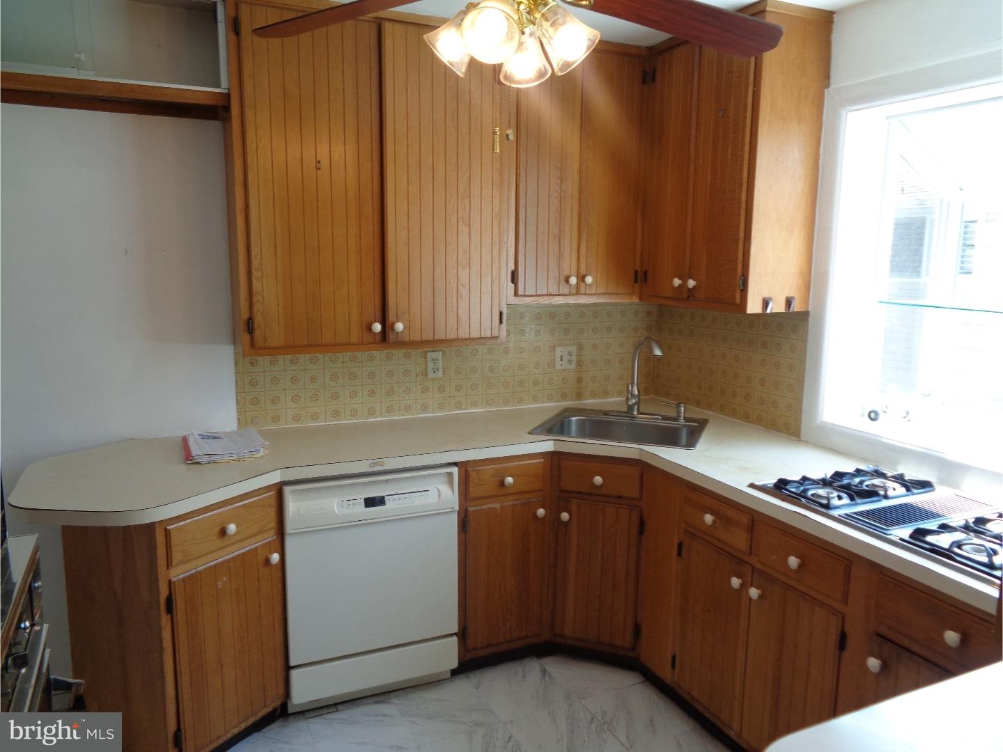 337 South Devon Avenue Wayne, PA 19087 - Photo 12 of 24