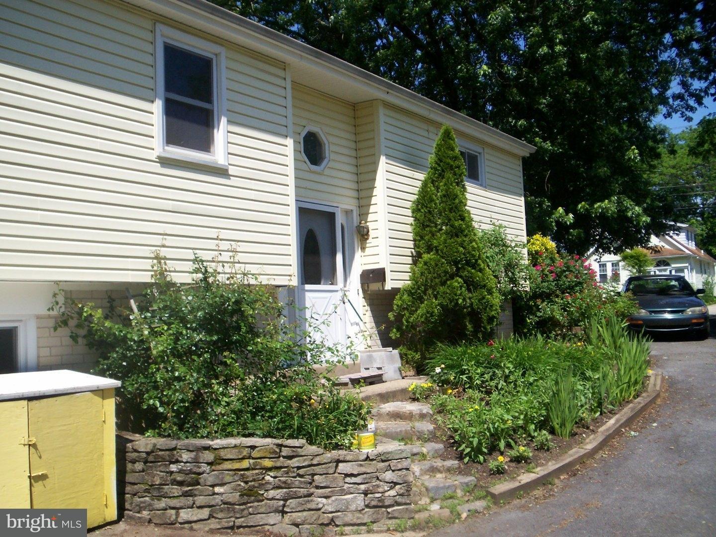 337 South Devon Avenue Wayne, PA 19087 - Photo 4 of 24