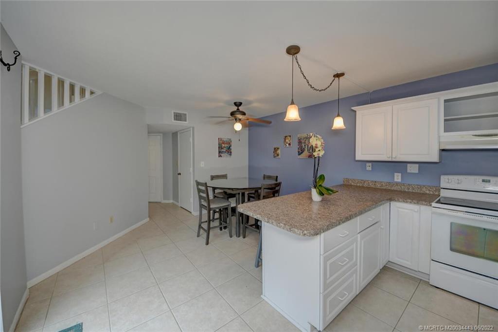 71 Southeast Beech Tree Lane Stuart, FL 34994 - Photo 13 of 41