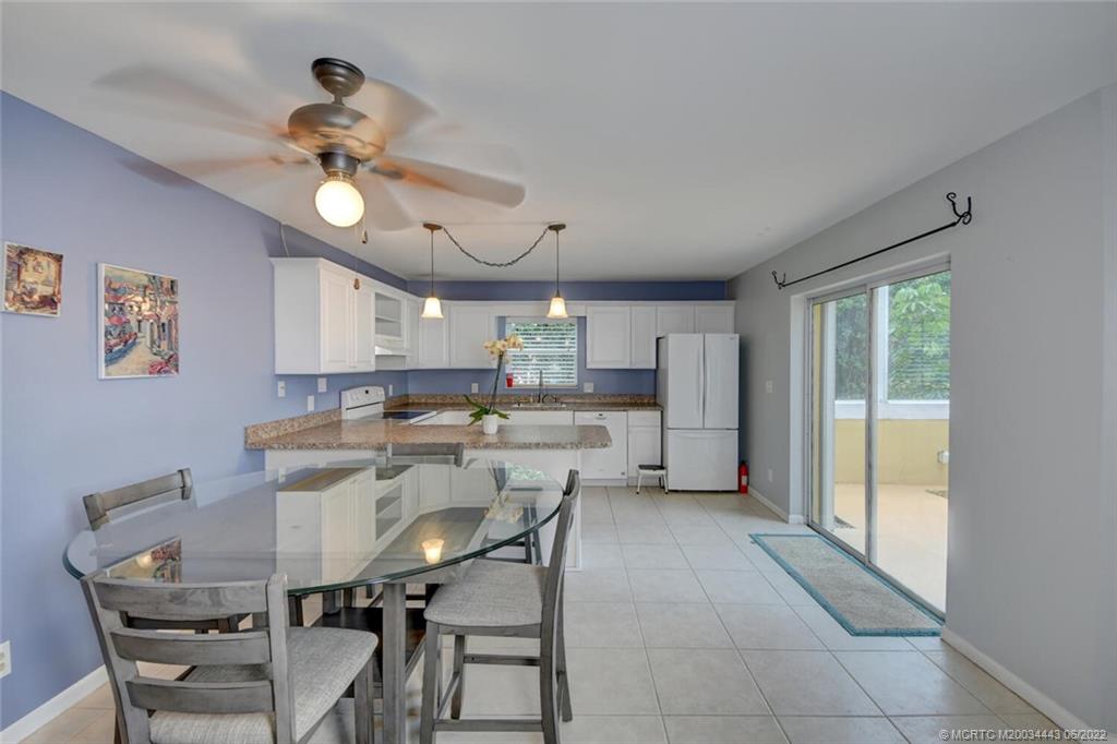 71 Southeast Beech Tree Lane Stuart, FL 34994 - Photo 10 of 41