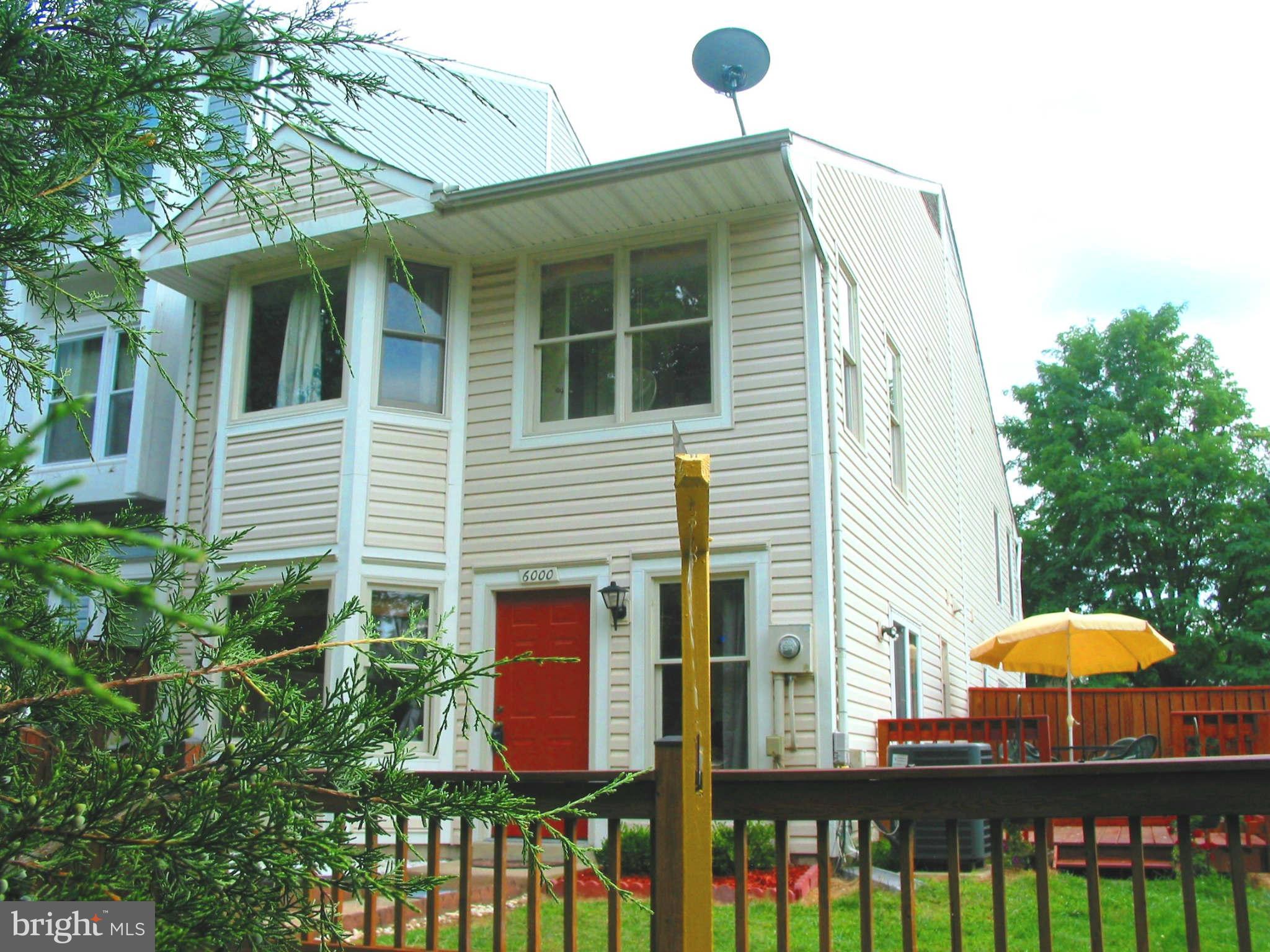 6000 Sunset Ridge Court Centreville, VA 20121 - Photo 1 of 30 Exterior (Front)