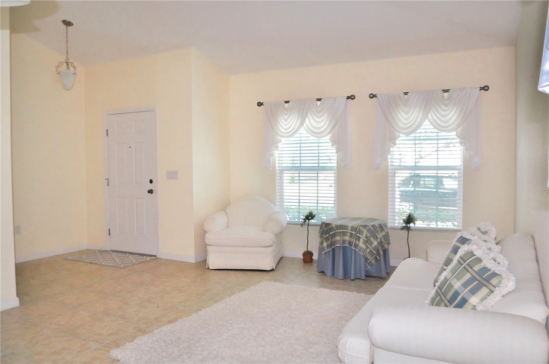 103 Amherst Lane Sebastian, FL 32958 - Photo 3 of 27