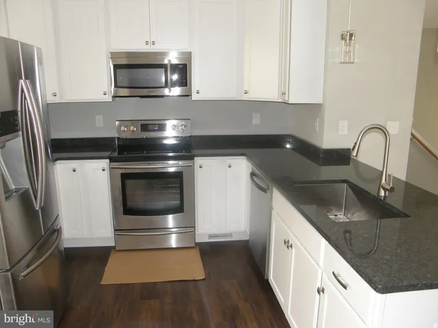 $2,000 | 12439 El Segunda Lane, Lusby, MD 20657