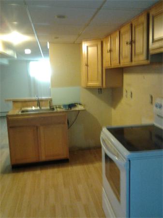 95 Westwood Road Stoneham, MA 02180 - Photo 17 of 20 Gallery Image 17