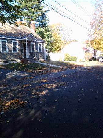 95 Westwood Road Stoneham, MA 02180 - Photo 3 of 20 Gallery Image 3