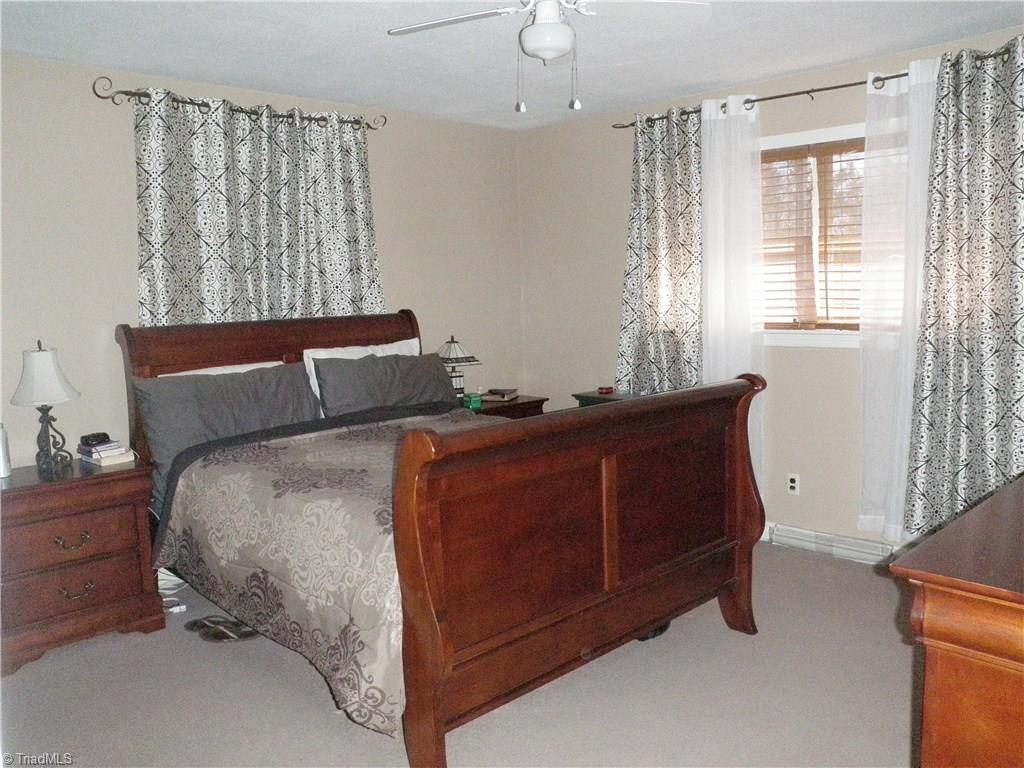 163 Lindy Road Lexington, NC 27292 - Photo 5 of 13 Gallery Image 5