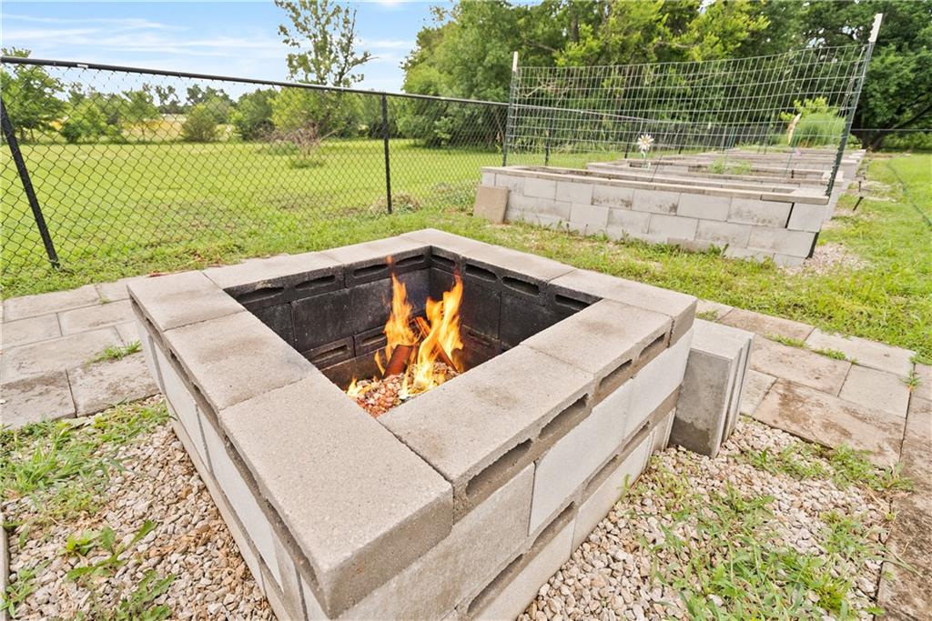 1531 22000 Road Parsons, KS 67357 - Photo 63 of 97