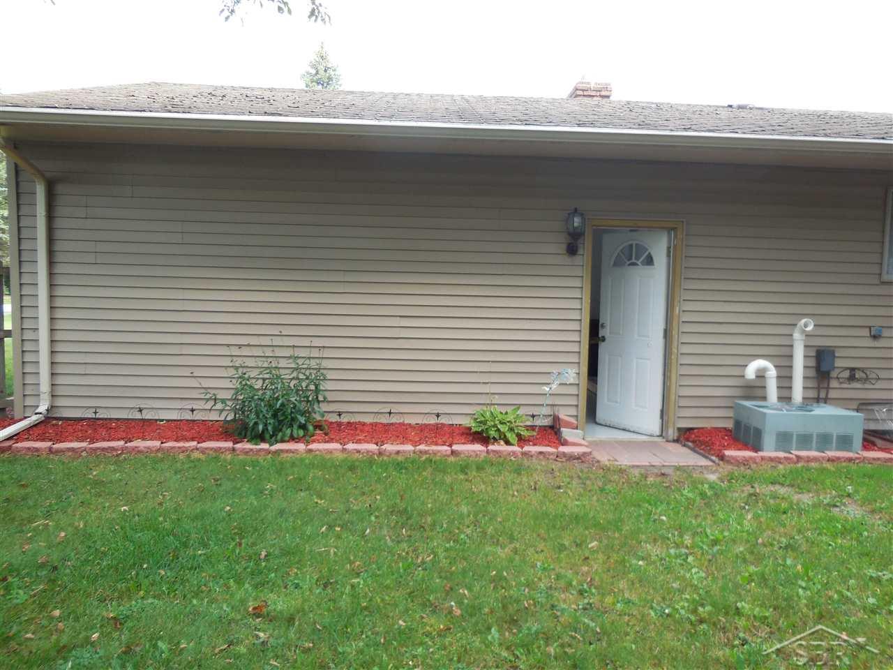 2575 Ranier Saginaw, MI 48603 - Photo 39 of 43