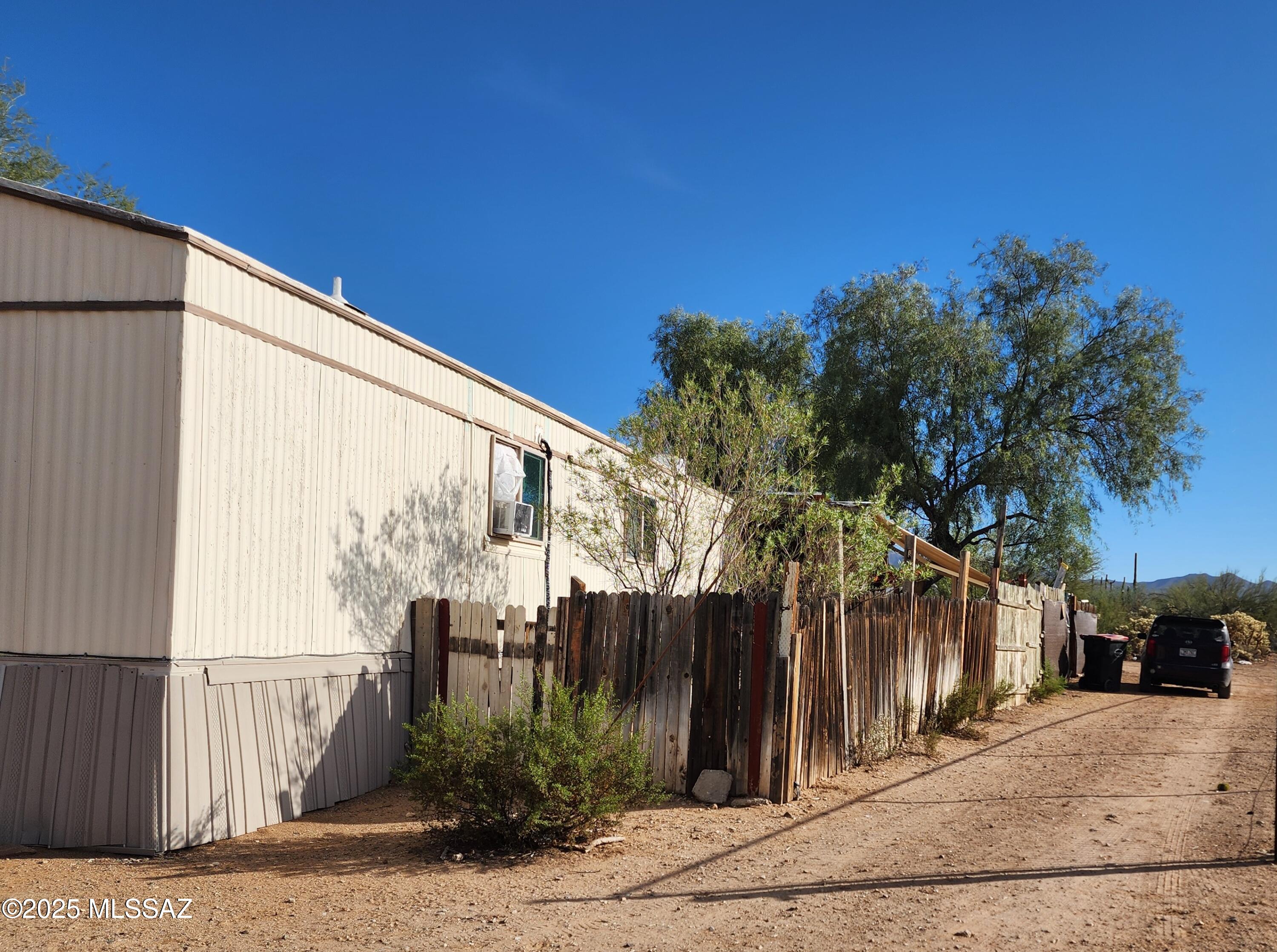 10455 West Mars Road Tucson, AZ 85743 - Photo 1 of 21 Gallery Image 1