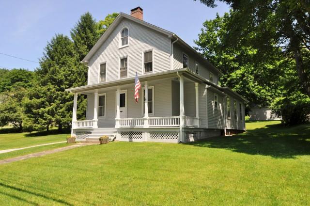 22 Glen Road Newtown, CT 06482 - Photo 1 of 1 a front view of house with yard