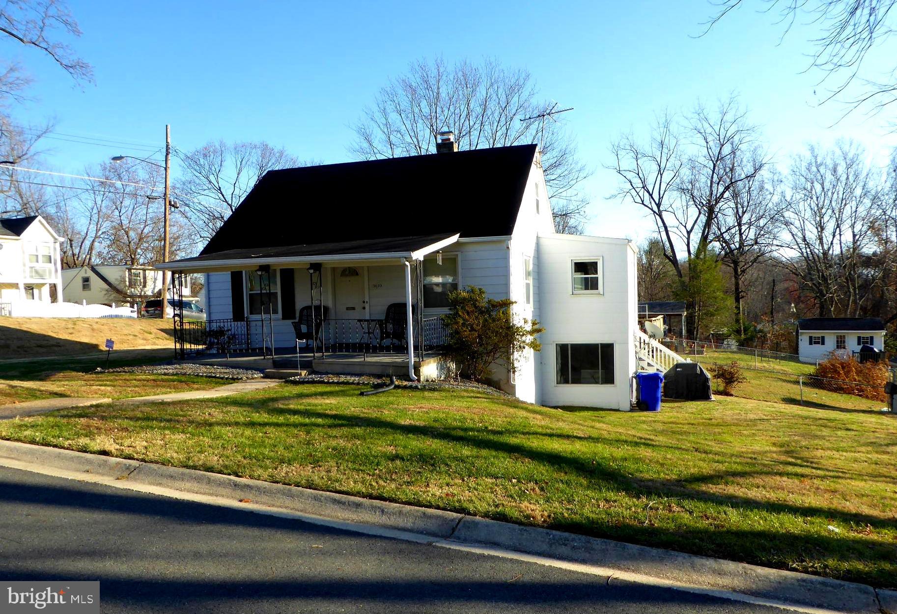 Front view from the slight right