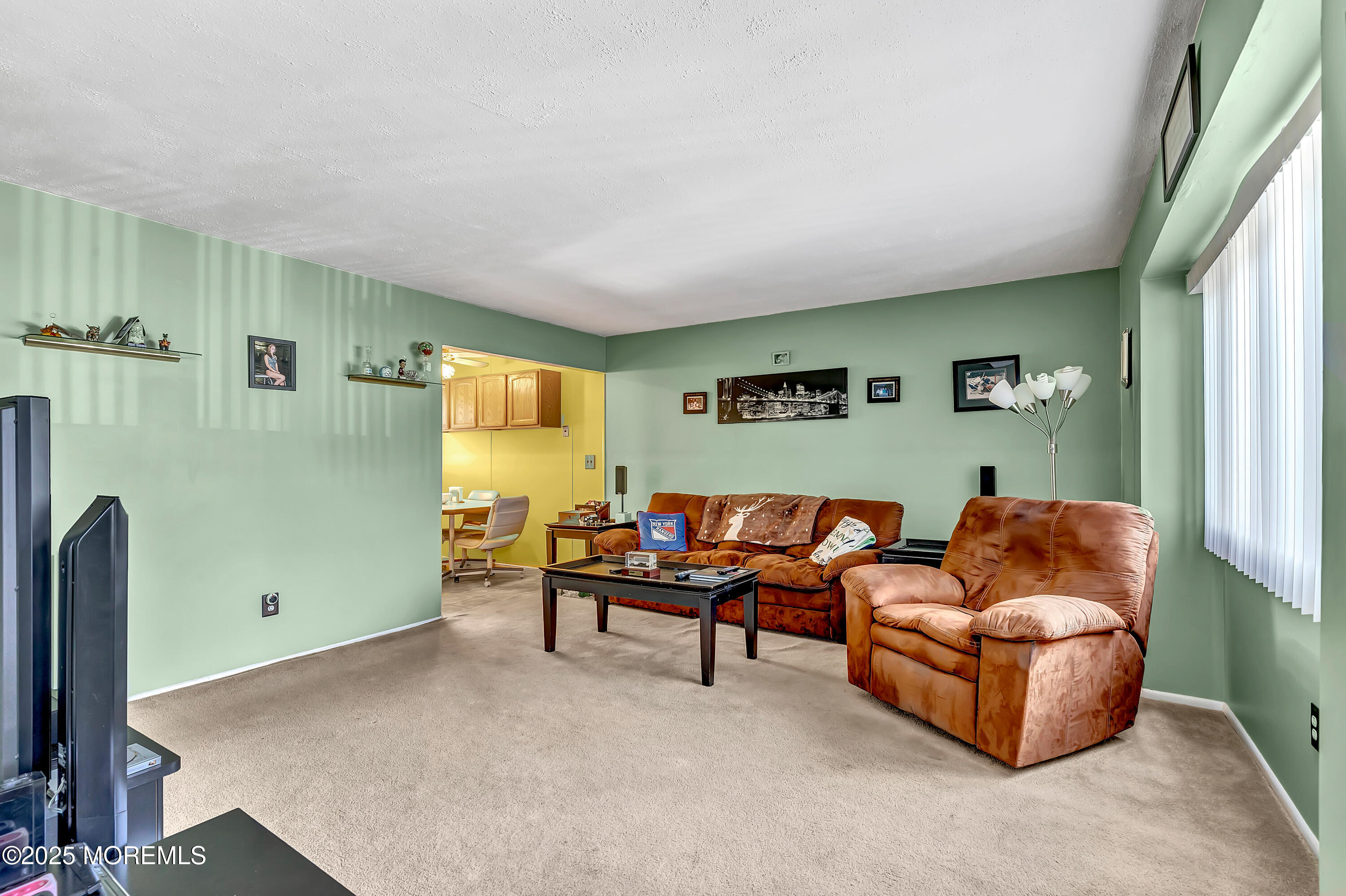 957 Harrison Road Toms River, NJ 08753 - Photo 9 of 40 008