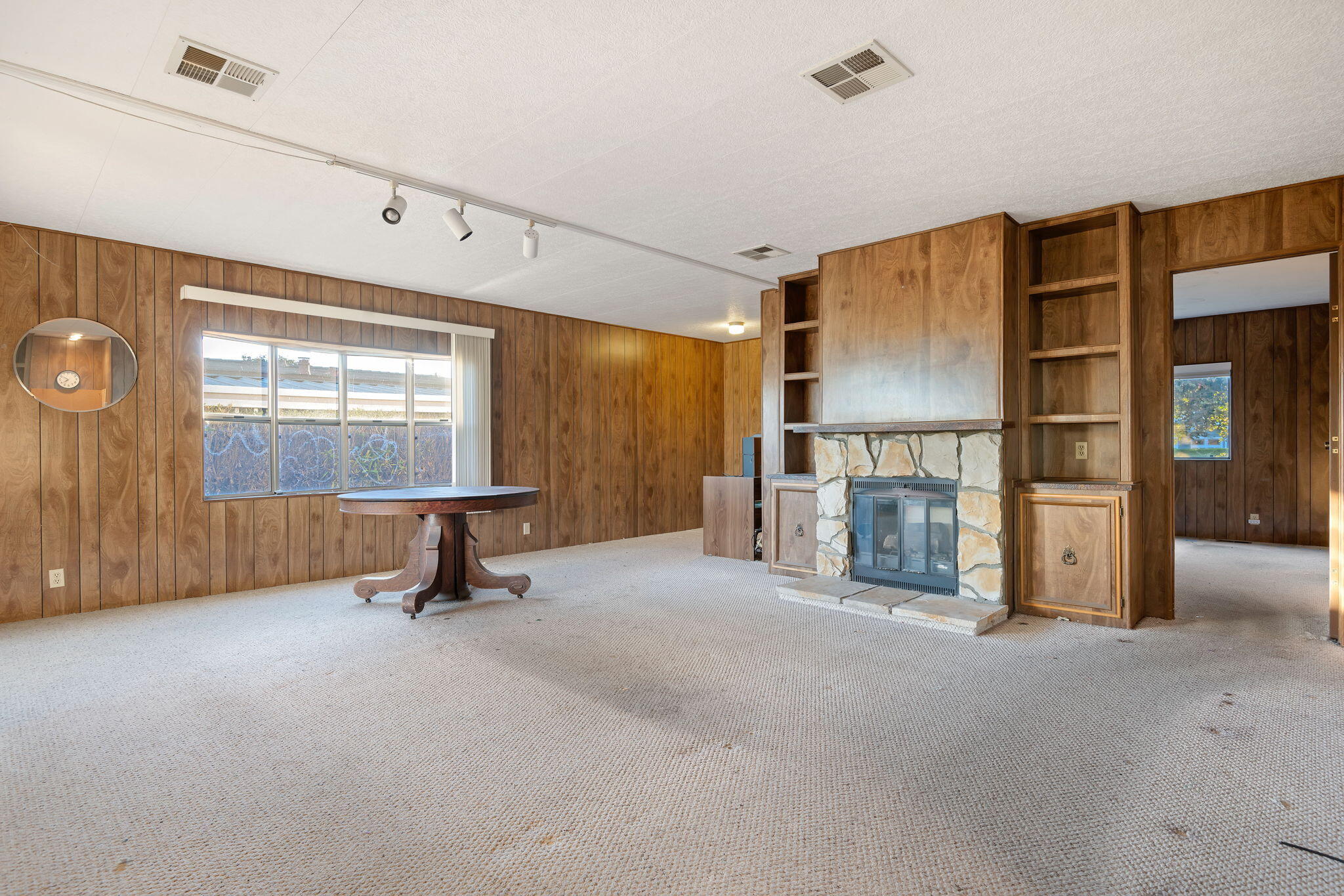 340 Old Mill Road, Unit 248 Santa Barbara, CA 93110 - Photo 4 of 12 08 - Family Room