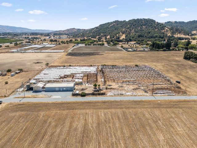 a view of a ocean view