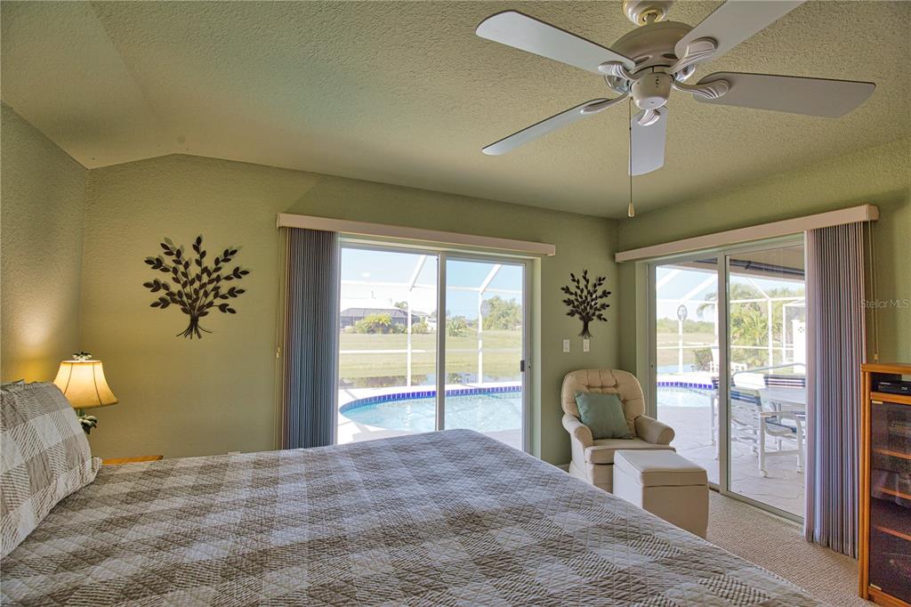 171 Medalist Road Rotonda West, FL 33947 - Photo 15 of 40