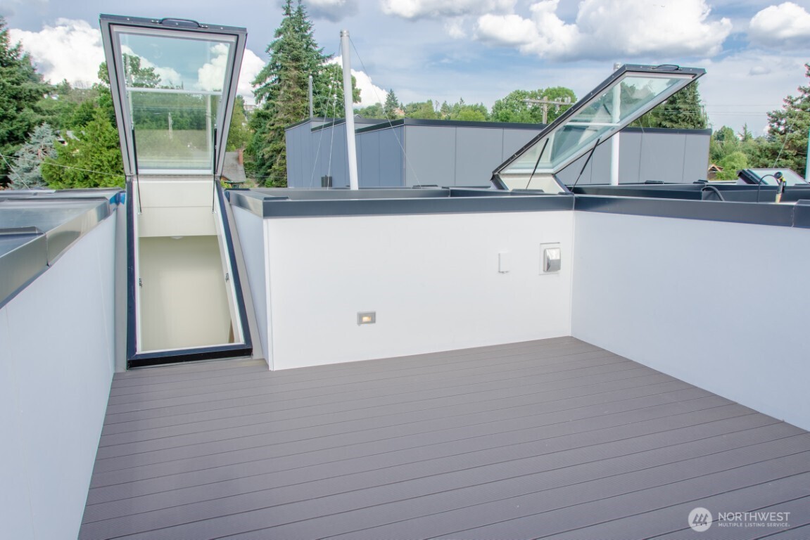 4358 6th Avenue Northwest Seattle, WA 98107 - Photo 13 of 16