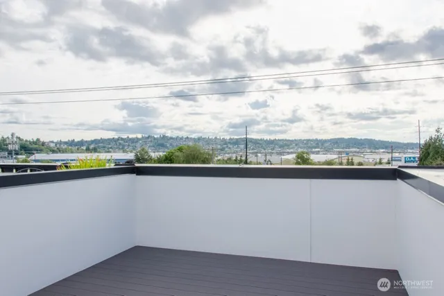 $3,150 | 4358 6th Avenue Northwest, Seattle, WA 98107