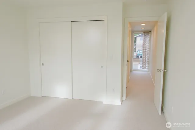 $3,150 | 4358 6th Avenue Northwest, Seattle, WA 98107