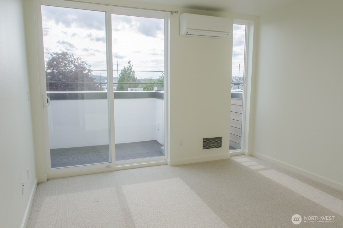 4358 6th Avenue Northwest Seattle, WA 98107 - Photo 8 of 16