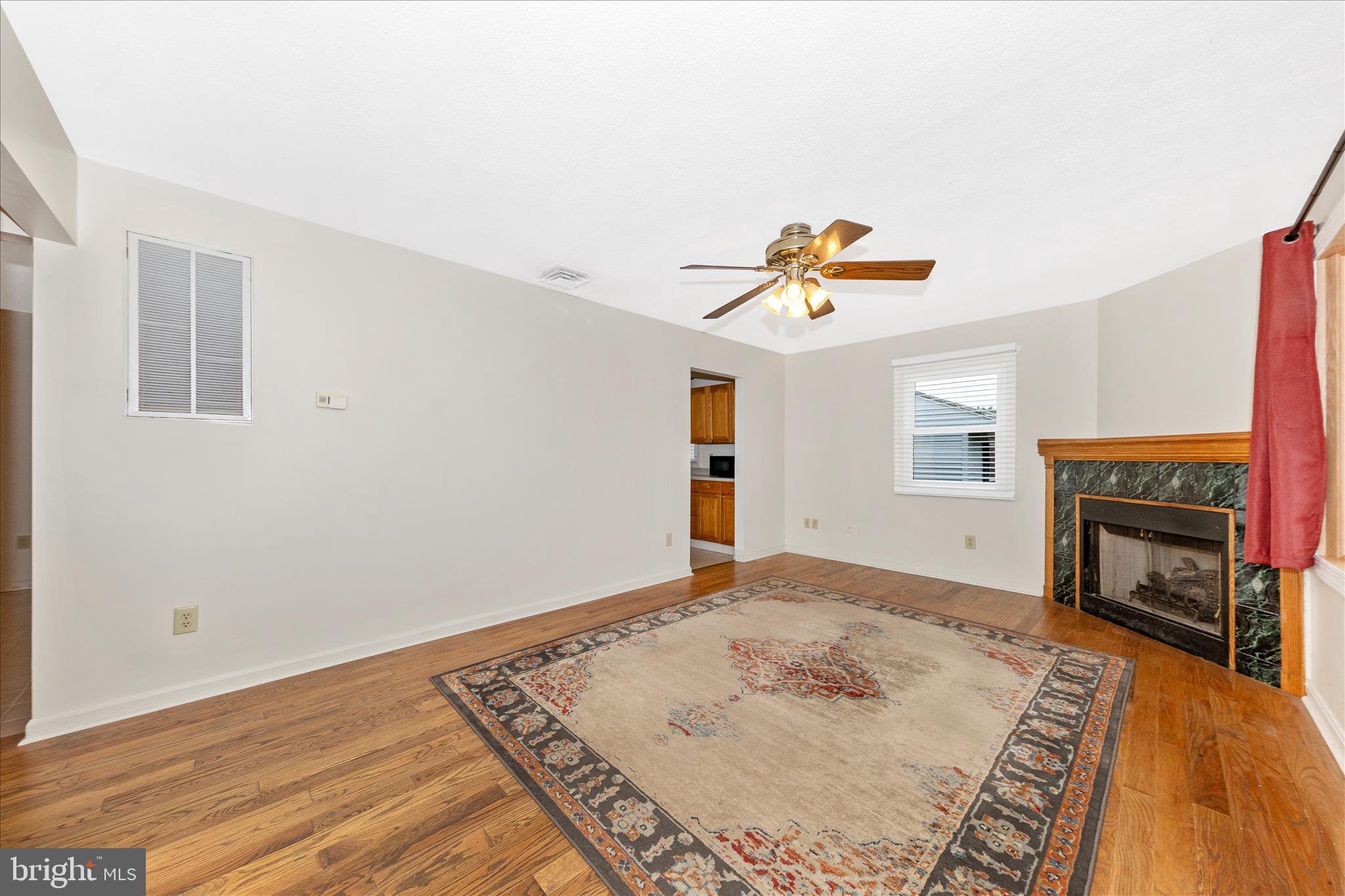 502 Military Road Frederick, MD 21702 - Photo 4 of 29 Living Room