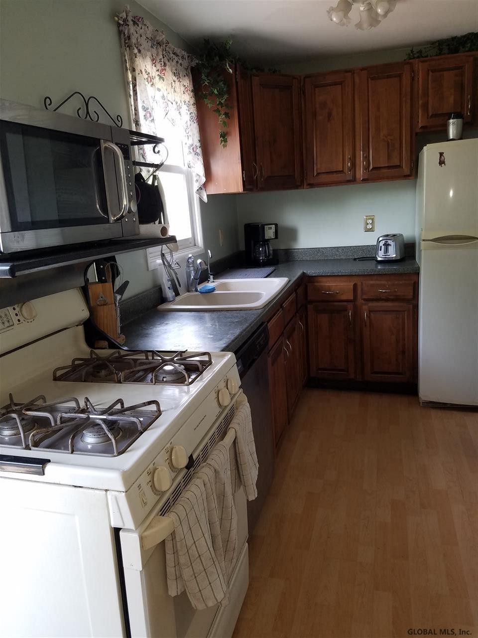 2540 Consaul Road Schenectady, NY 12304 - Photo 6 of 13 Photo 6