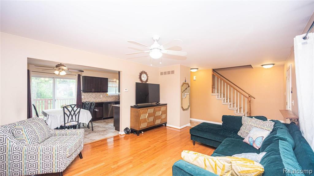 101 Dalton Drive Rochester Hills, MI 48307 - Photo 13 of 44
