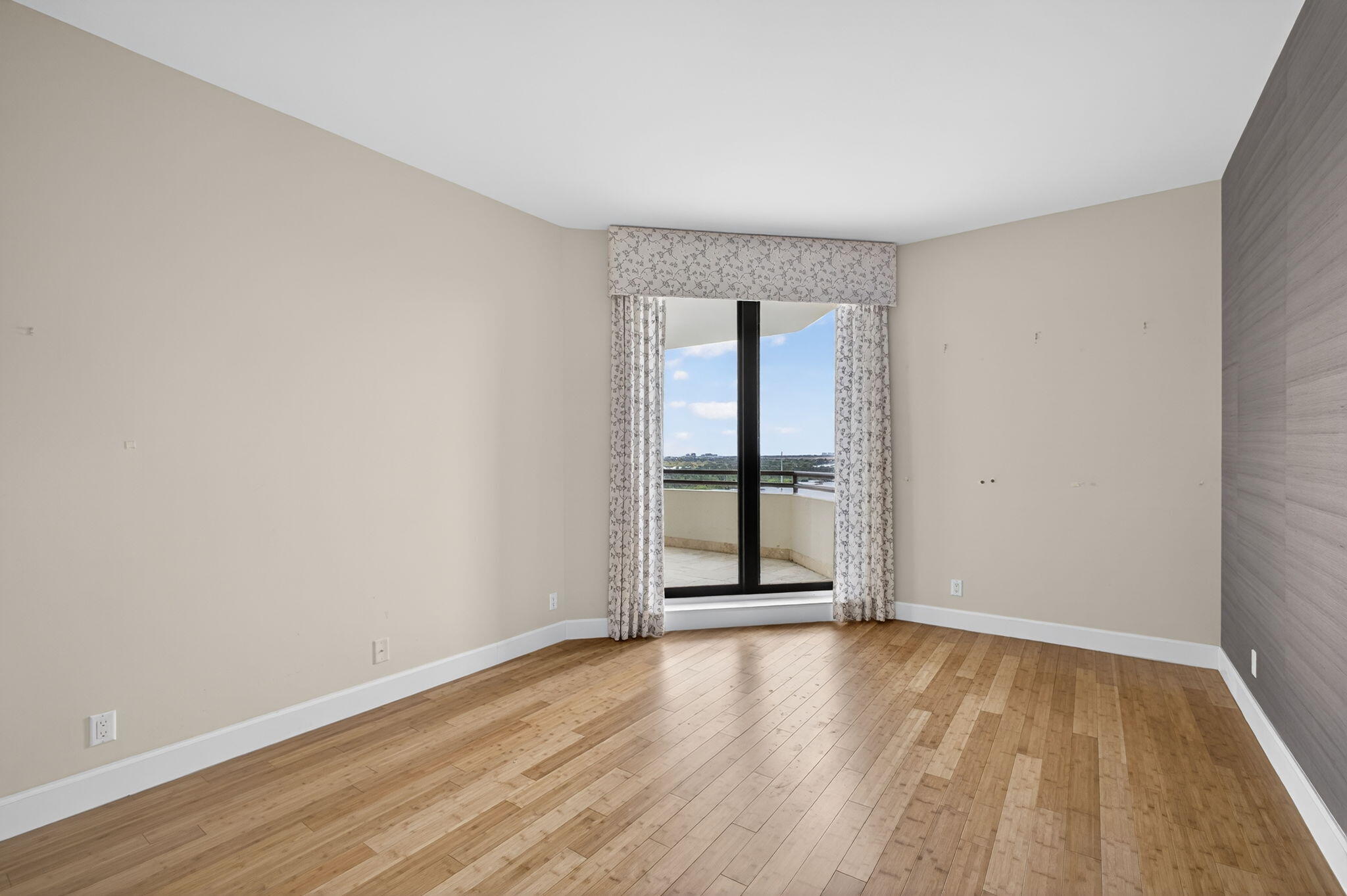 3322 Casseekey Island Road, Unit 1304 Jupiter, FL 33477 - Photo 11 of 30 25-web-or-mls-5D1A2103