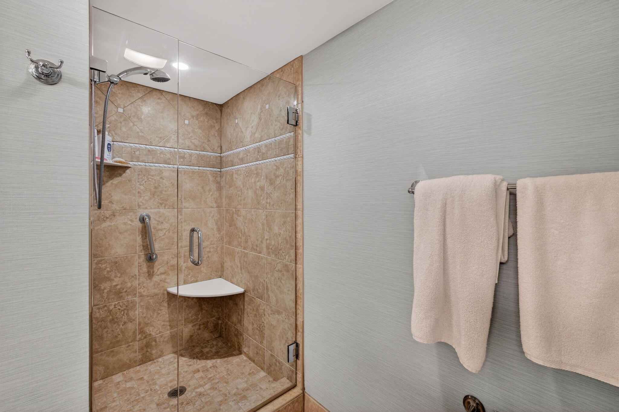 3322 Casseekey Island Road, Unit 1304 Jupiter, FL 33477 - Photo 19 of 30 35-web-or-mls-5D1A2152