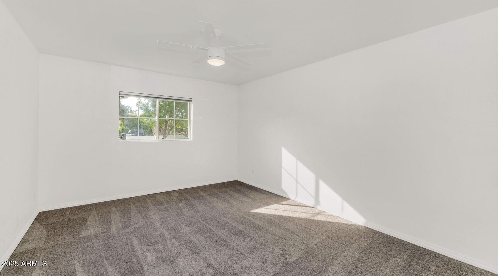 5530 East Exeter Boulevard Phoenix, AZ 85018 - Photo 14 of 16 Bed 3