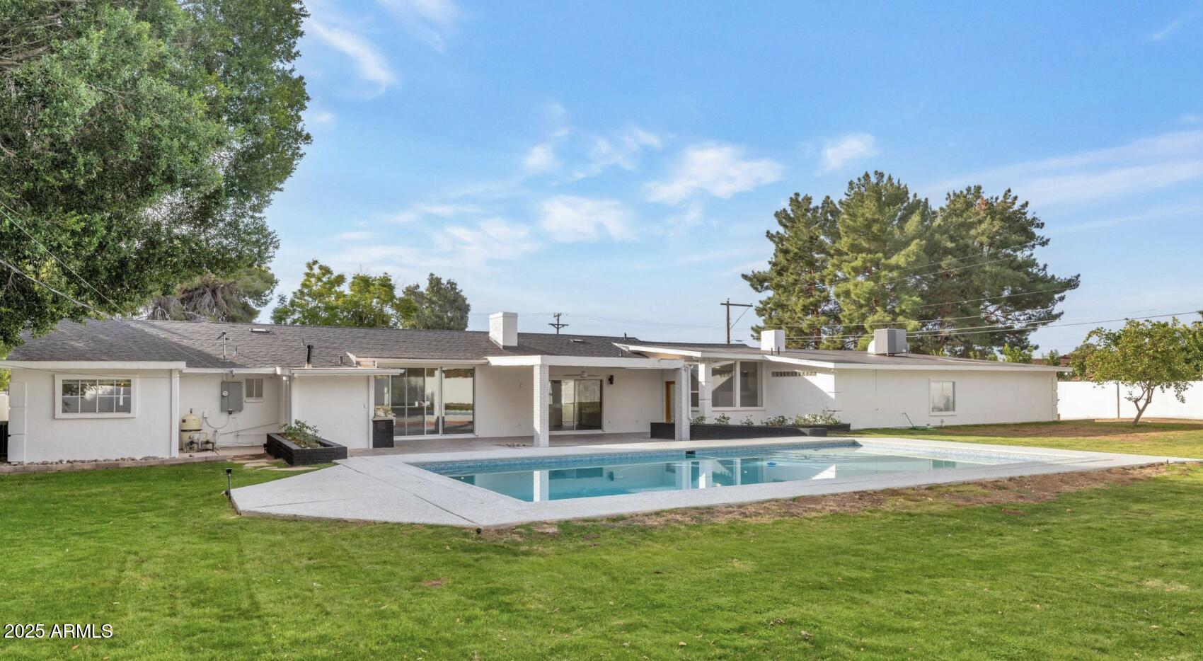 5530 East Exeter Boulevard Phoenix, AZ 85018 - Photo 7 of 16 Rear