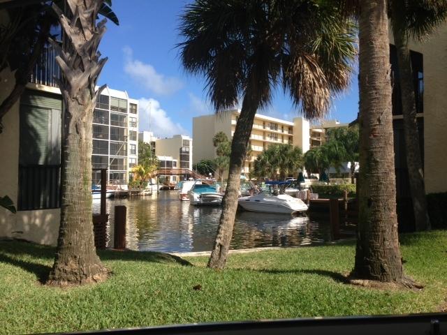 14 Royal Palm Way, Unit 402 Boca Raton, FL 33432 - Photo 1 of 14 9