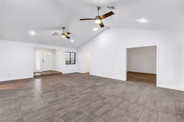 $2,950 | 211 Garfield Drive, Henderson, NV 89074