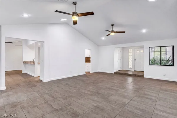$2,950 | 211 Garfield Drive, Henderson, NV 89074
