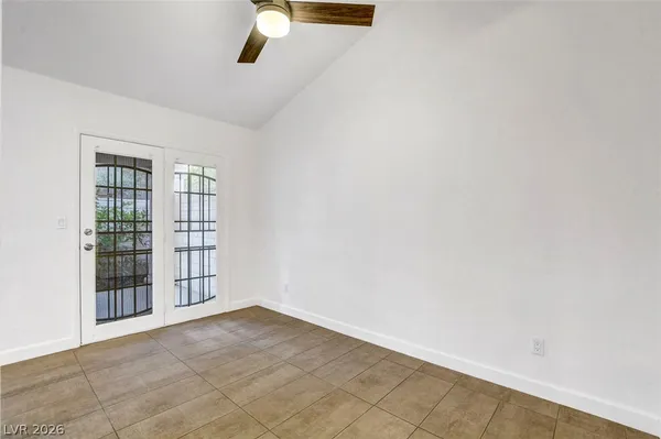 $2,950 | 211 Garfield Drive, Henderson, NV 89074
