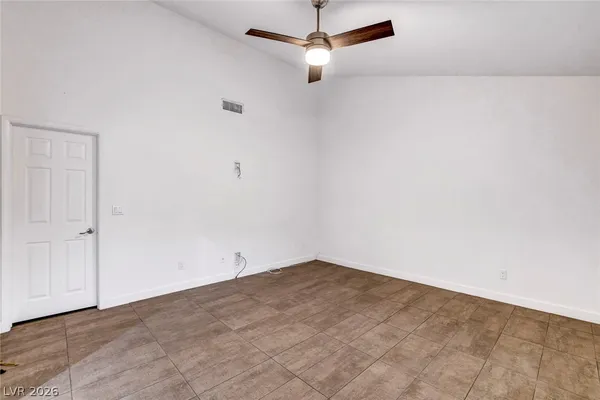 $2,950 | 211 Garfield Drive, Henderson, NV 89074