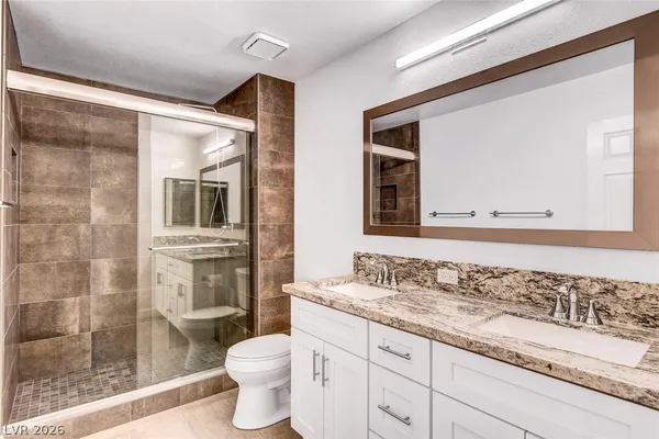 $2,950 | 211 Garfield Drive, Henderson, NV 89074