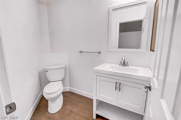 $2,950 | 211 Garfield Drive, Henderson, NV 89074