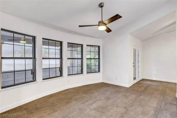 $2,950 | 211 Garfield Drive, Henderson, NV 89074