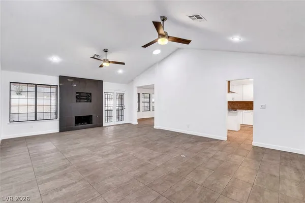 $2,950 | 211 Garfield Drive, Henderson, NV 89074