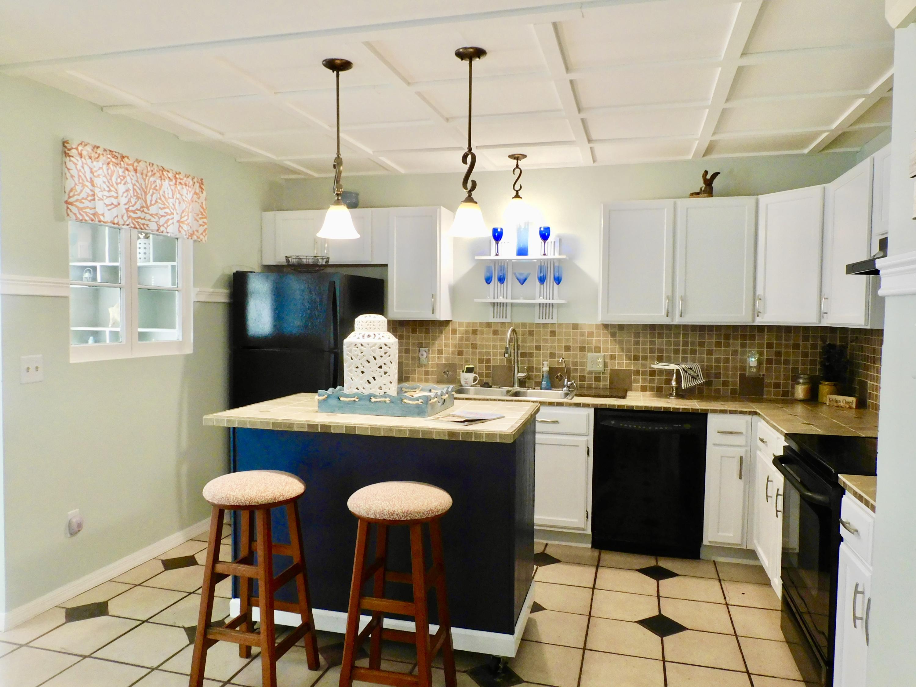 79 Southwest Blackburn Terrace, Unit 4 Stuart, FL 34997 - Photo 14 of 40 Kitchen