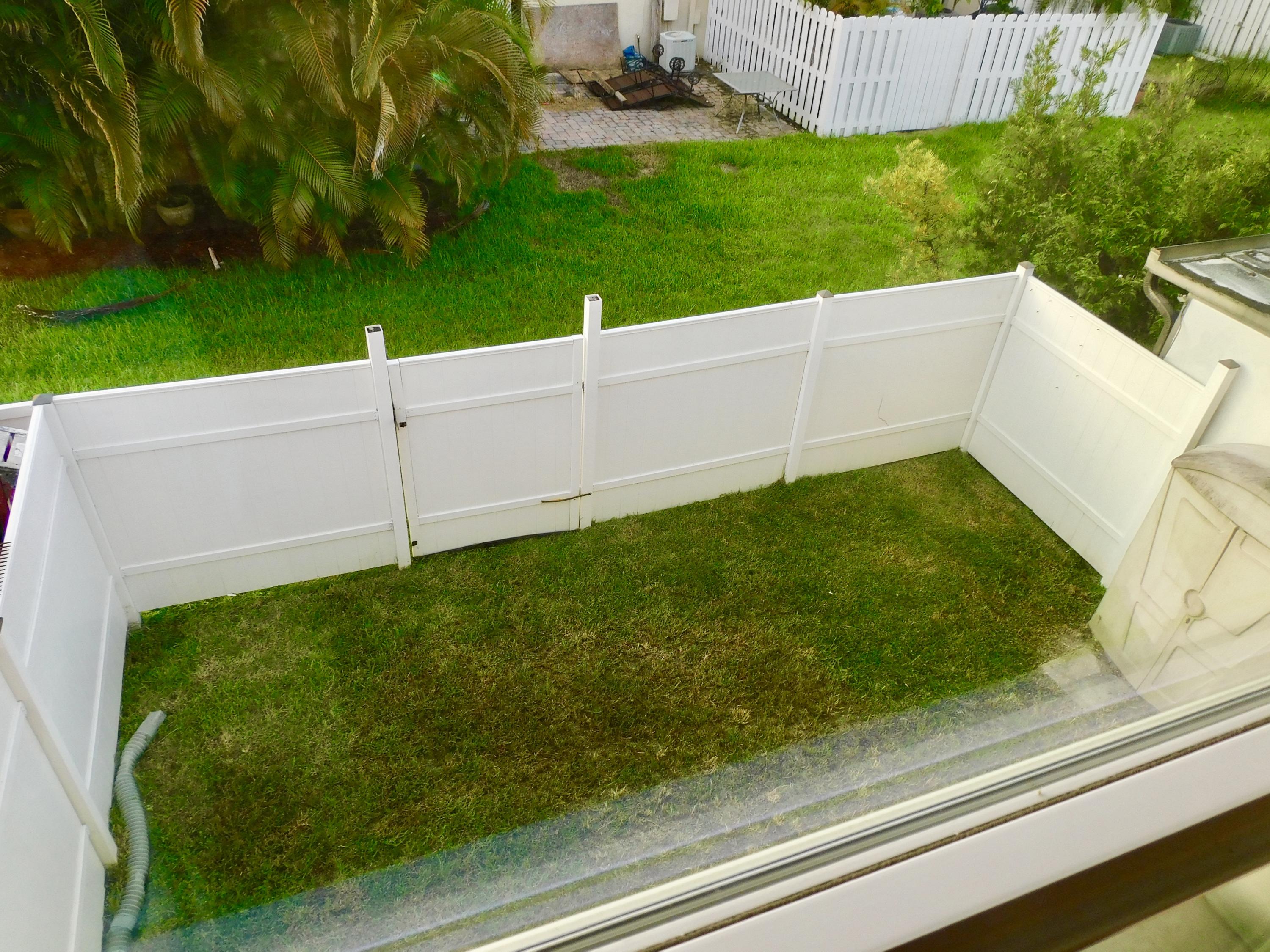 79 Southwest Blackburn Terrace, Unit 4 Stuart, FL 34997 - Photo 28 of 40 Bedroom 3 View