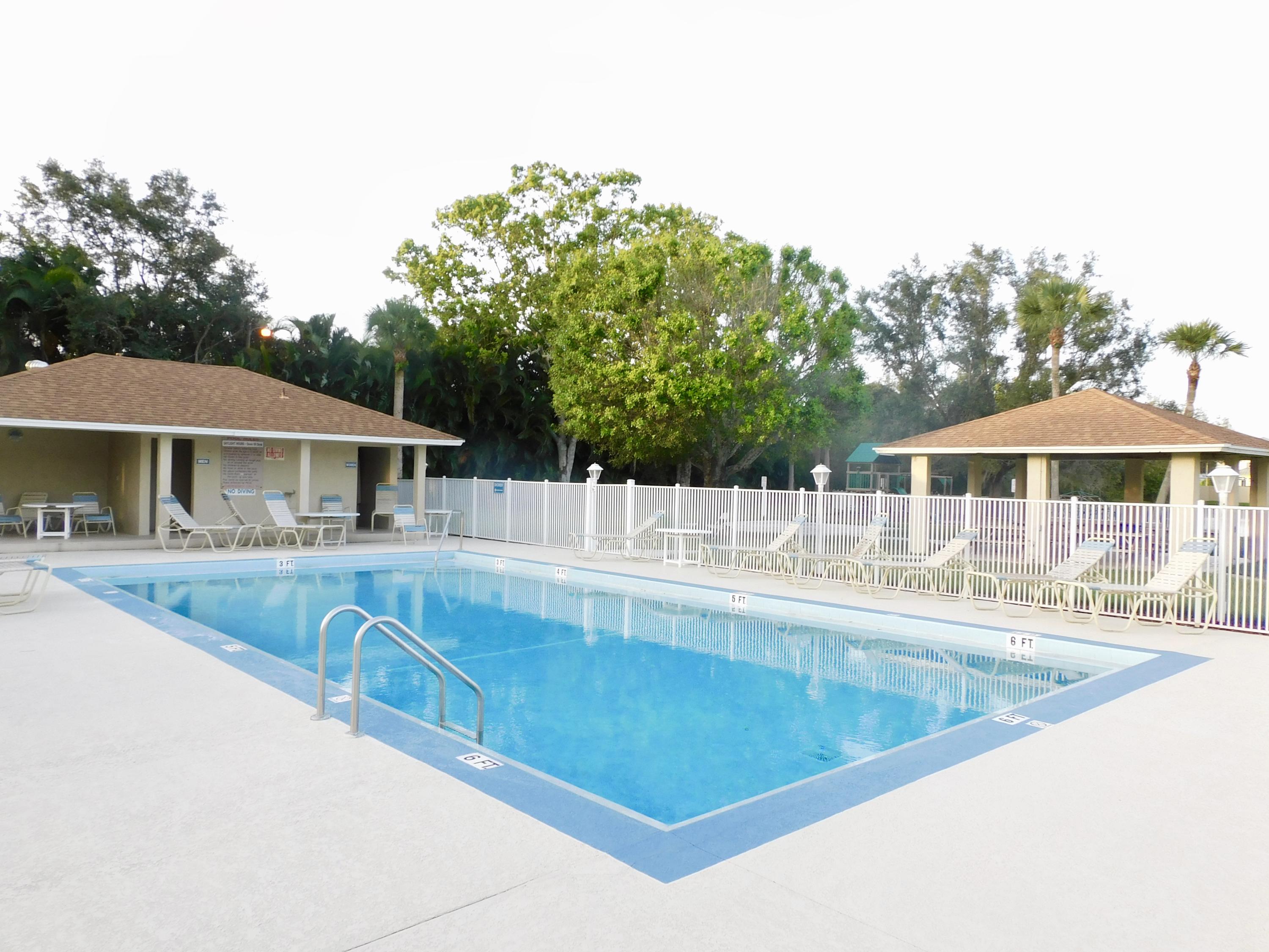 79 Southwest Blackburn Terrace, Unit 4 Stuart, FL 34997 - Photo 39 of 40 Common Area