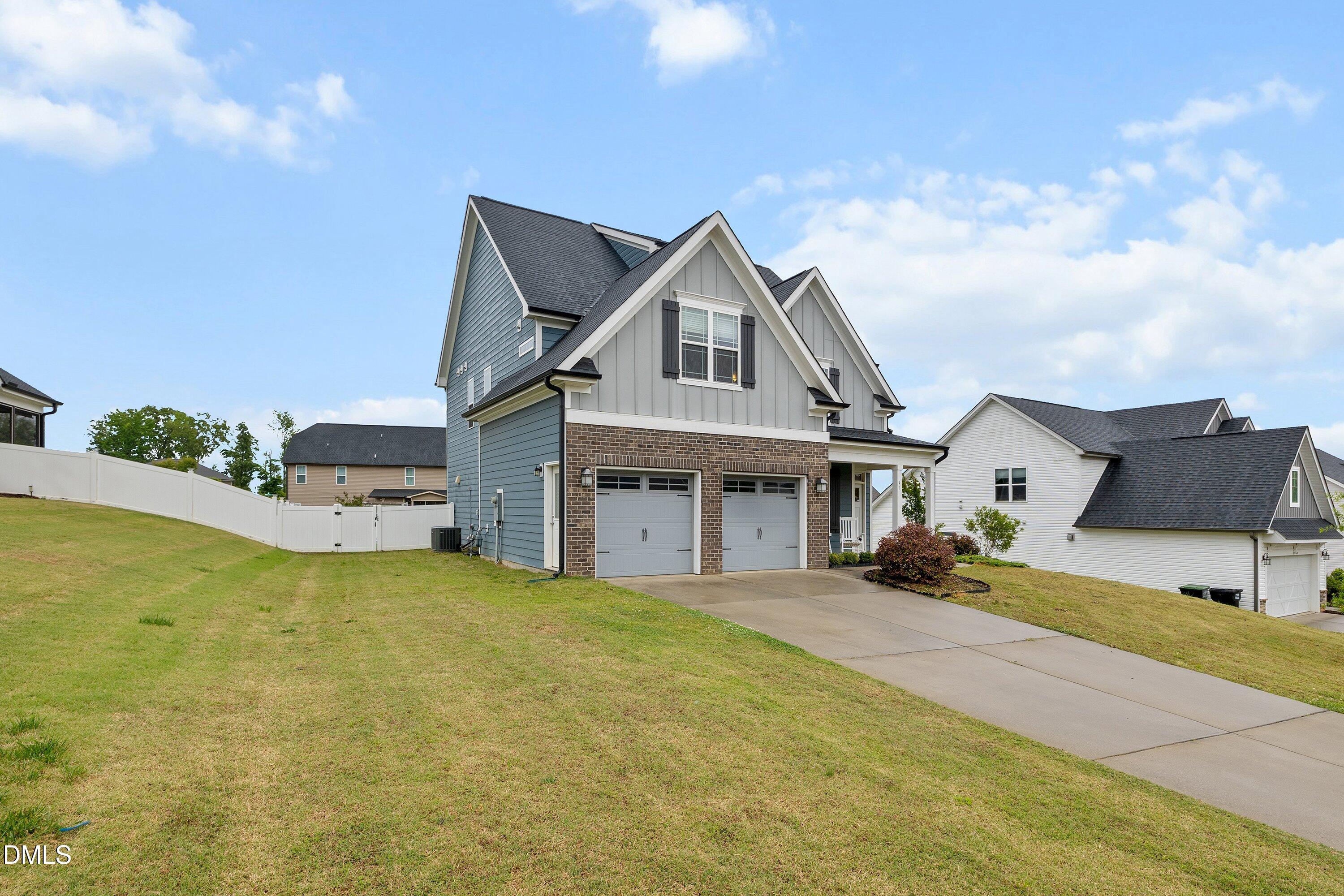 41 Lockhaven Drive Garner, NC 27529 - Photo 5 of 56 04-41 Lockhaven Dr_9197