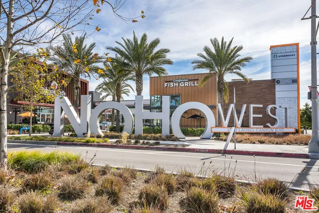 $1,298,000 | 5736 Denny Avenue, North Hollywood, CA 91601